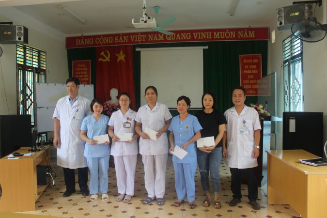 Hôm nay  ngày 12 tháng 08 năm 2020